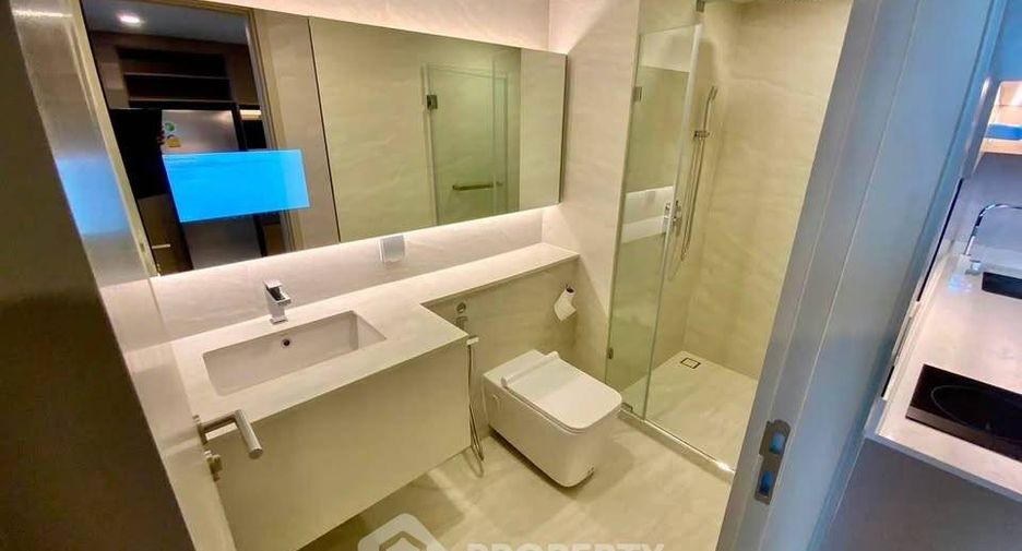 For rent 1 bed condo 