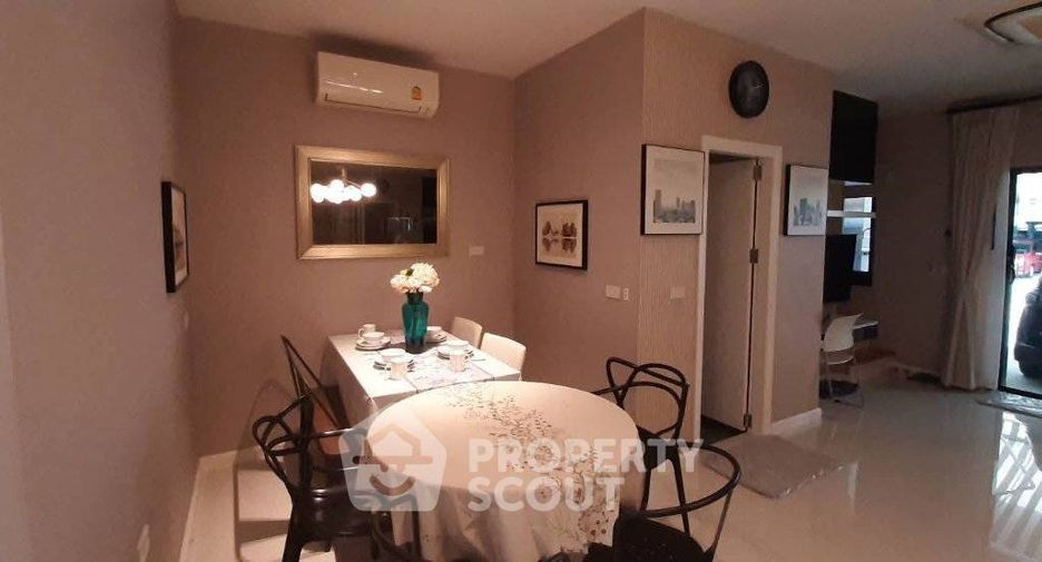 For rent 3 ベッドルーム townhouse in Prawet, Bangkok