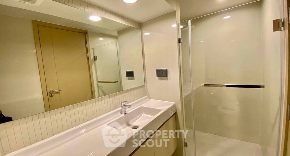 Condo en alquiler de 1 habitaciones en Bang Rak, Bangkok