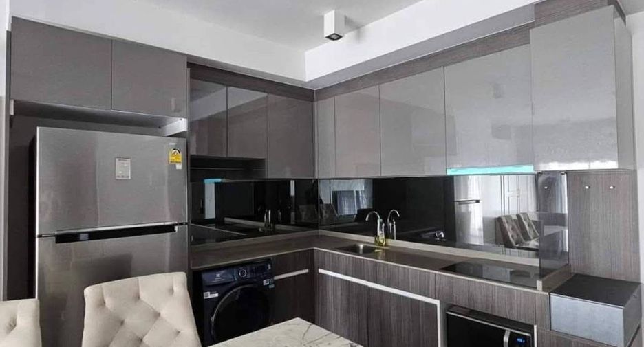 For rent 2 bedrooms condo 