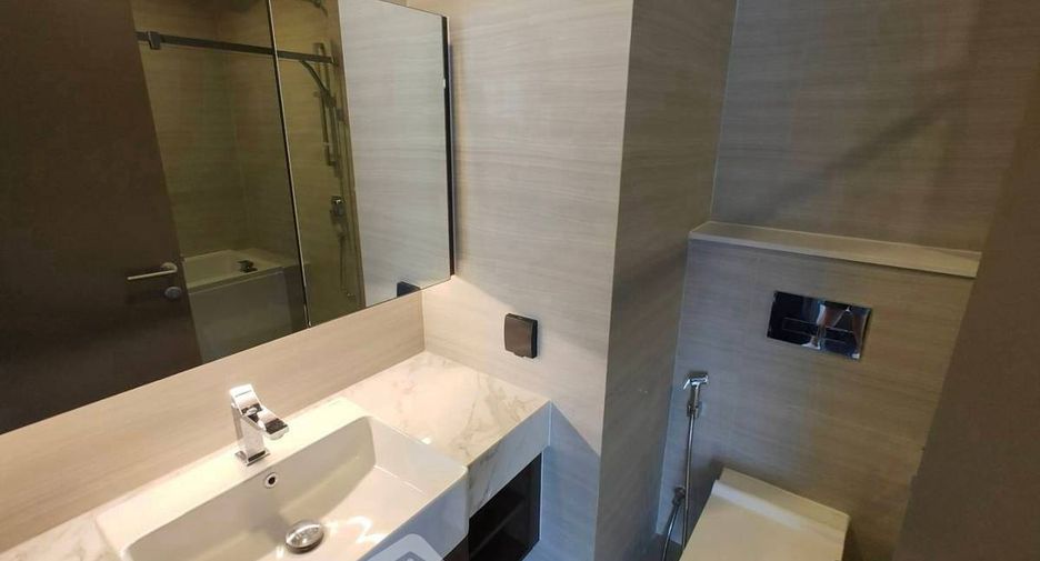 Wohnung zur Miete mit 2 Zimmer in Watthana, Bangkok