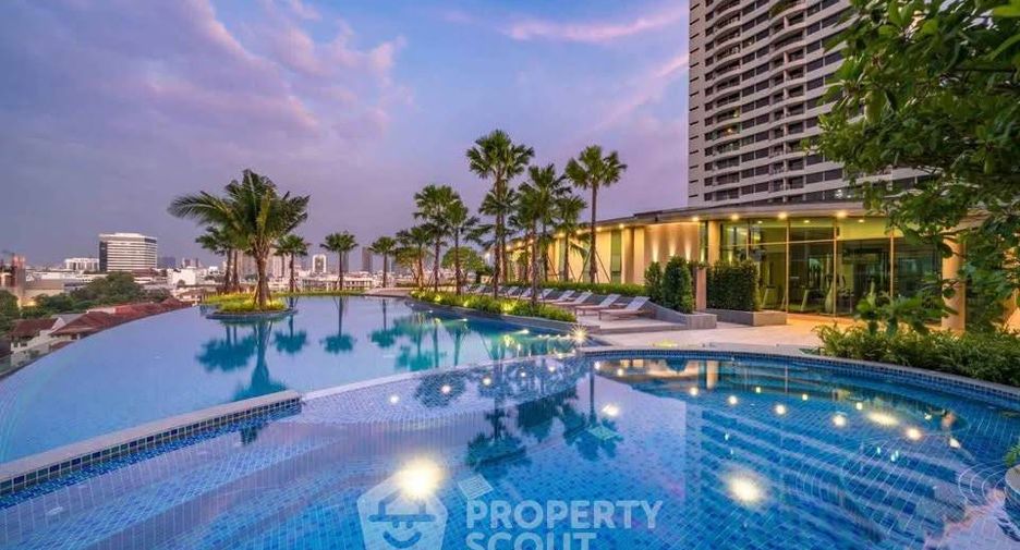 For rent 2 bedrooms condo in Watthana, Bangkok