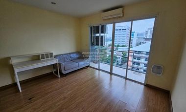 For sale 2 bedrooms condo 