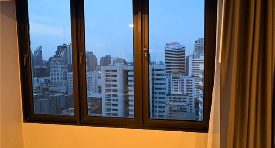 ขาย 2 ห้องนอน คอนโด ใน คลองเตย, กรุงเทพฯ