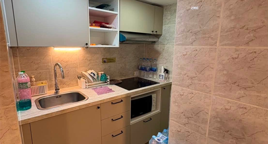 ขาย 2 ห้องนอน คอนโด ใน คลองเตย, กรุงเทพฯ