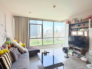 À vendre 2 chambres condo à Bang Rak, Bangkok