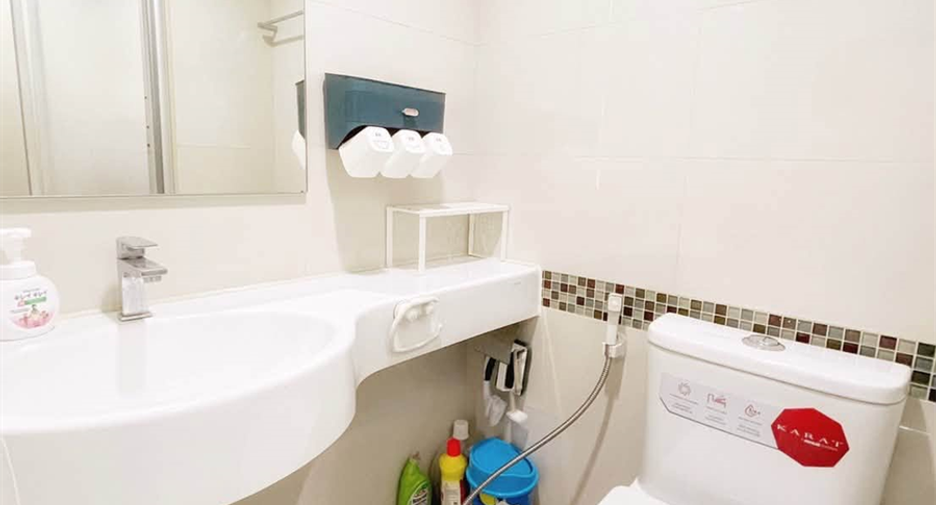 À vendre 2 chambres condo à Yan Nawa, Bangkok