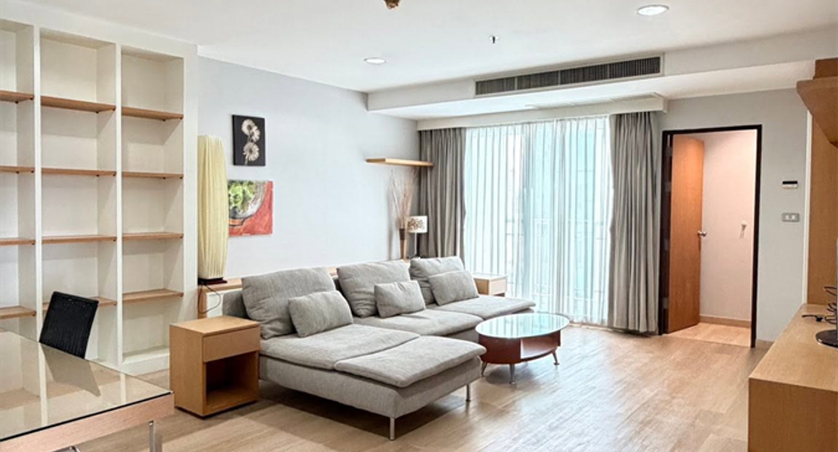 For rent 2 bedrooms condo in Watthana, Bangkok