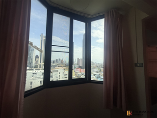 For sale 3 ベッドルーム condo in Ratchathewi, Bangkok