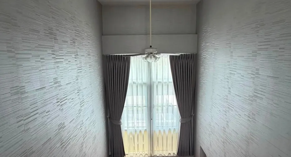 Casa en alquiler de 4 habitaciones en Mueang Samut Prakan, Samut Prakan
