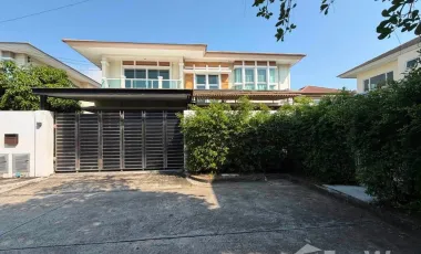 À louer 4 chambres maison à Mueang Samut Prakan, Samut Prakan