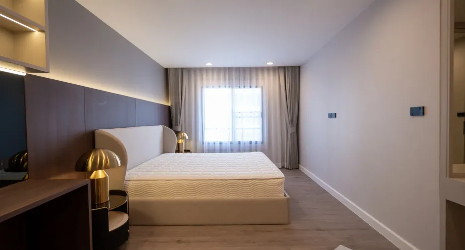 For rent 2 bedrooms apartment in Khlong Toei, Bangkok