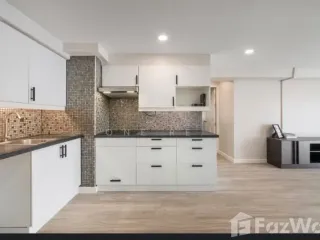 Condo en venta de 2 habitaciones en Bang Na, Bangkok