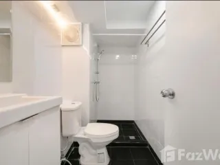 Condo en venta de 2 habitaciones en Bang Na, Bangkok