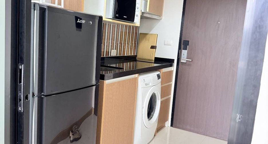 For sale 2 bedrooms condo in Phra Khanong, Bangkok