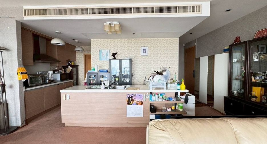 À vendre 3 chambres condo 