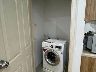 Condo en alquiler de 2 habitaciones en Bang Kho Laem, Bangkok