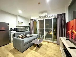 Condo en alquiler de 1 habitaciones en Thon Buri, Bangkok