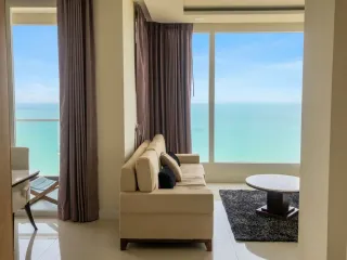 For rent and for sale 2 bedrooms condo in Bang Saray, Pattaya