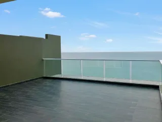 For sale 3 bedrooms condo in Bang Saray, Pattaya