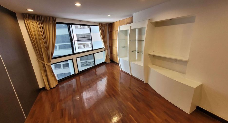 Wohnung zur Miete mit 3 Zimmer in Khlong Toei, Bangkok