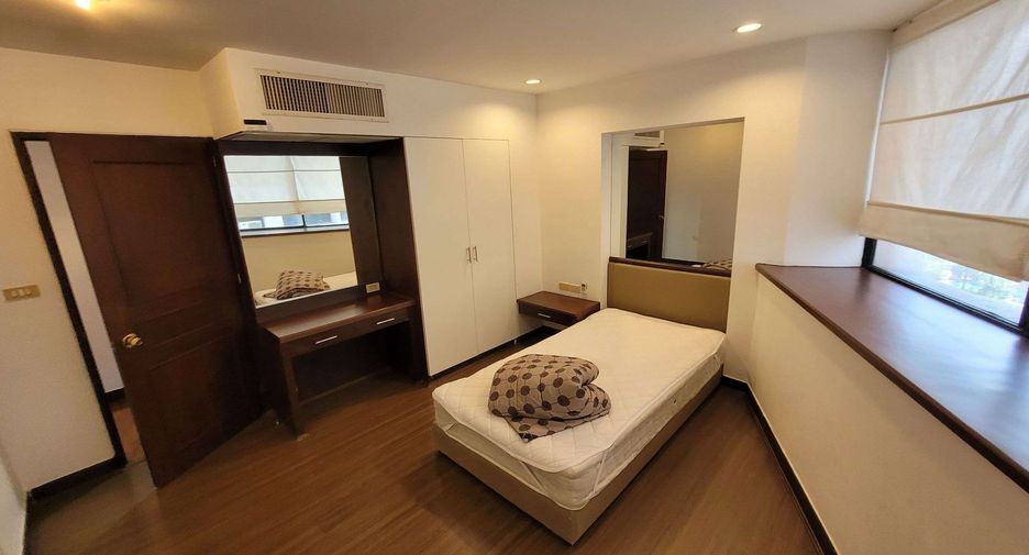Wohnung zur Miete mit 3 Zimmer in Khlong Toei, Bangkok