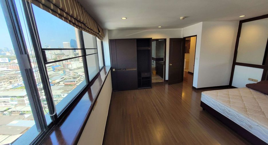 Wohnung zur Miete mit 3 Zimmer in Khlong Toei, Bangkok