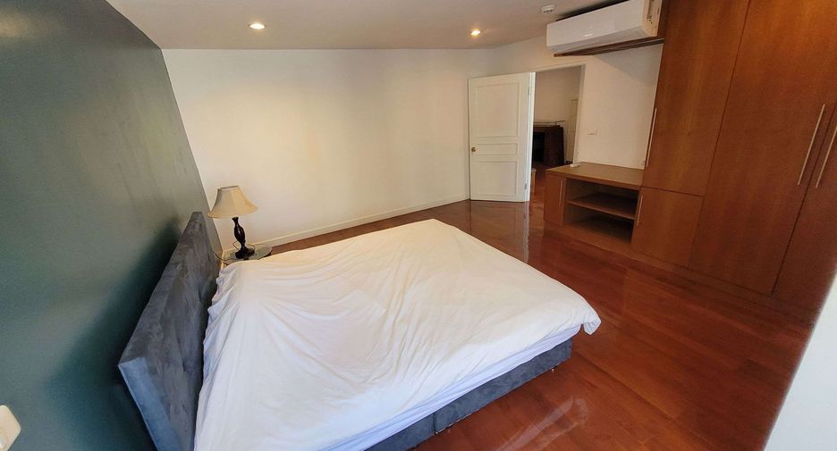 Wohnung zur Miete mit 3 Zimmer in Khlong Toei, Bangkok