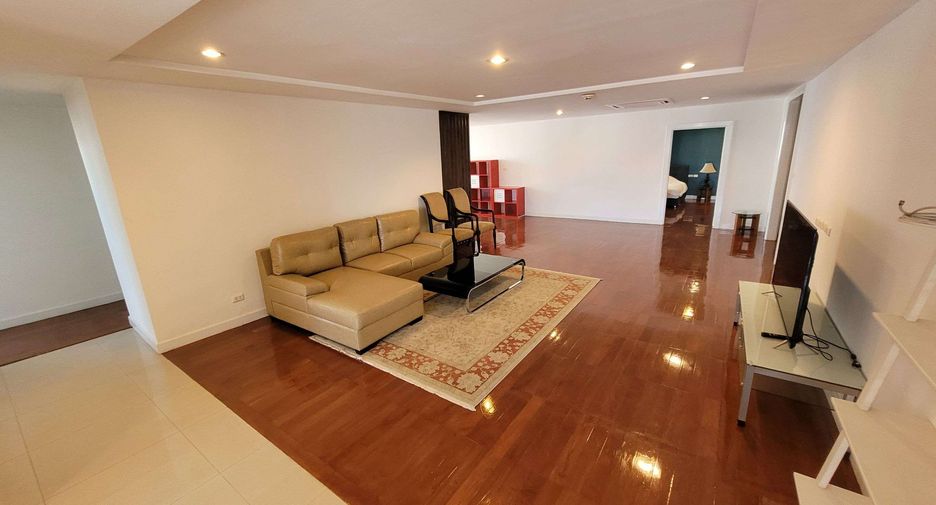 Wohnung zur Miete mit 3 Zimmer in Khlong Toei, Bangkok