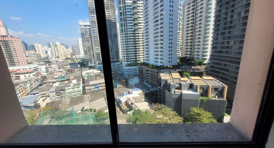 Wohnung zur Miete mit 3 Zimmer in Khlong Toei, Bangkok