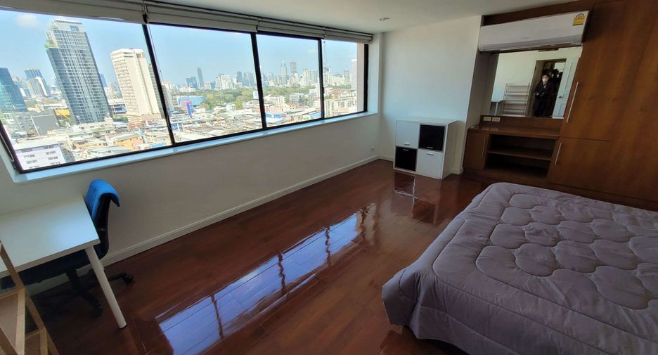 Wohnung zur Miete mit 3 Zimmer in Khlong Toei, Bangkok