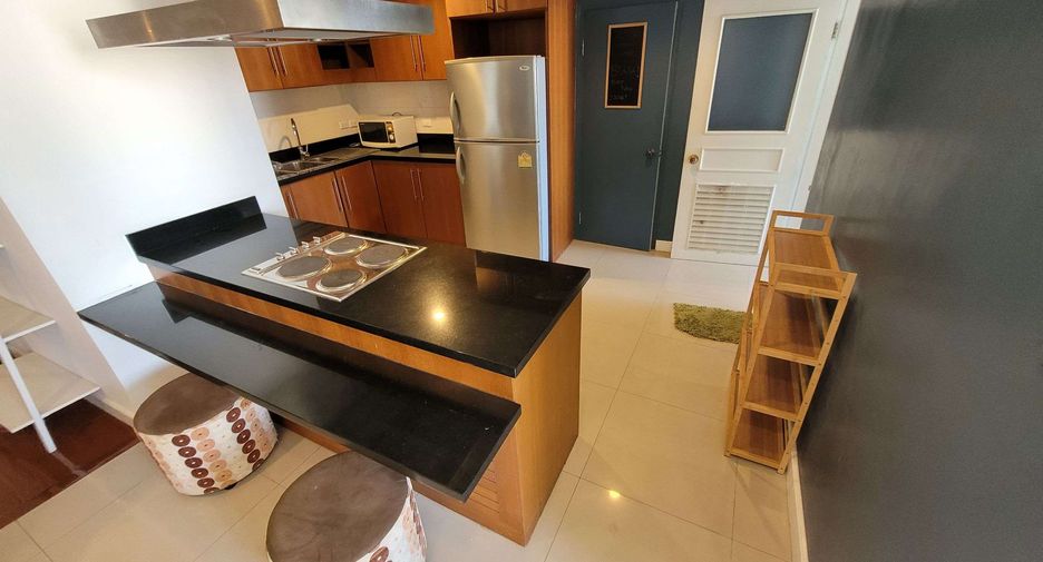 Wohnung zur Miete mit 3 Zimmer in Khlong Toei, Bangkok