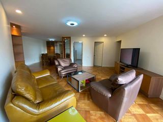Wohnung zur Miete mit 3 Zimmer in Yan Nawa, Bangkok