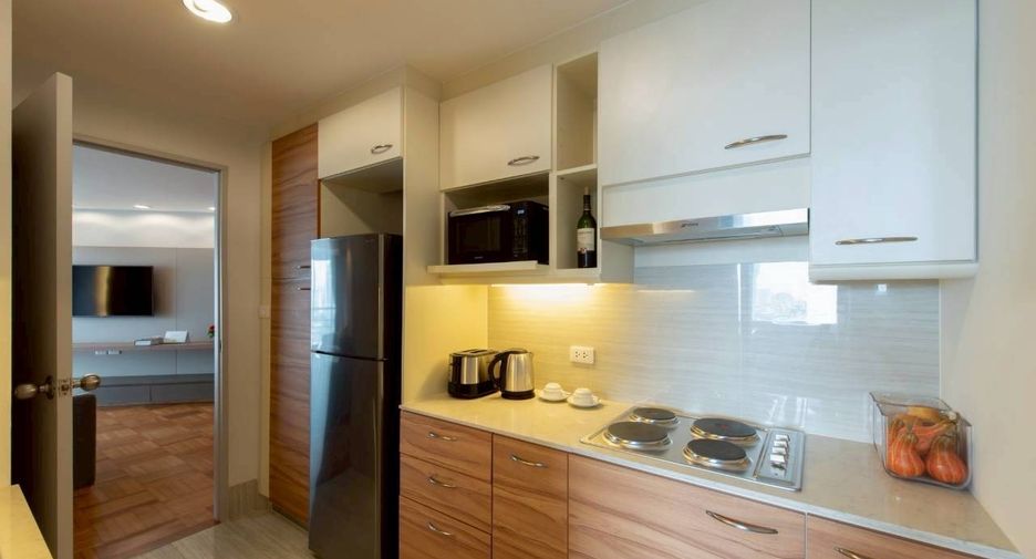 À louer 2 chambres condo à Yan Nawa, Bangkok