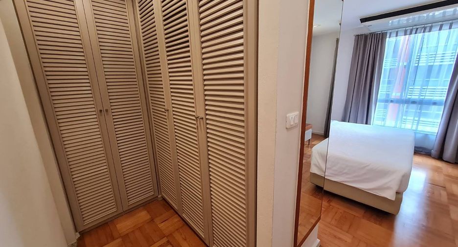 Condo en alquiler de 2 habitaciones en Yan Nawa, Bangkok