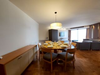 Condo en alquiler de 2 habitaciones en Yan Nawa, Bangkok