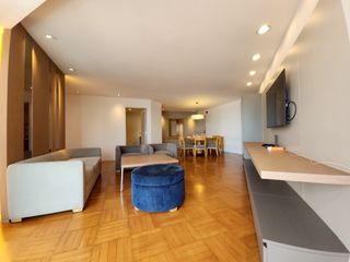 Condo en alquiler de 2 habitaciones en Yan Nawa, Bangkok