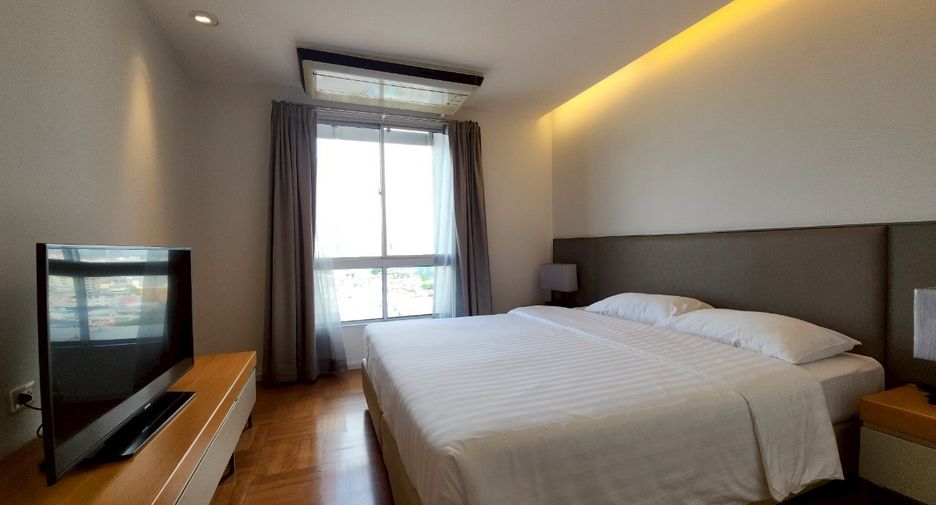 Condo en alquiler de 2 habitaciones en Yan Nawa, Bangkok
