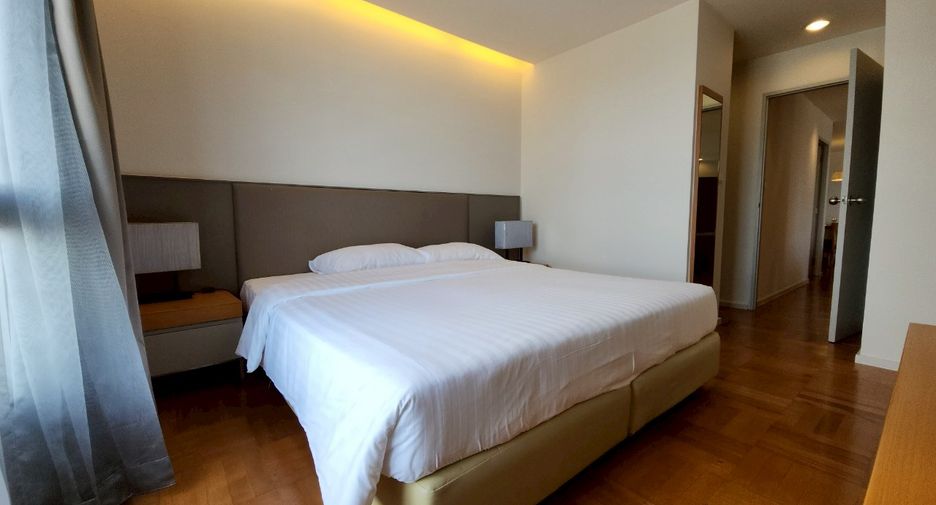 Condo en alquiler de 2 habitaciones en Yan Nawa, Bangkok