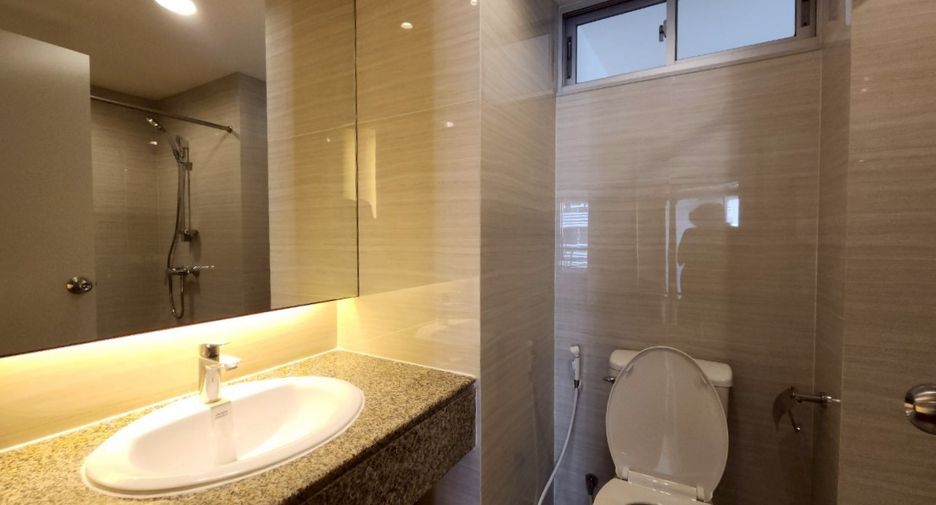 For rent 2 ベッドルーム condo in Yan Nawa, Bangkok