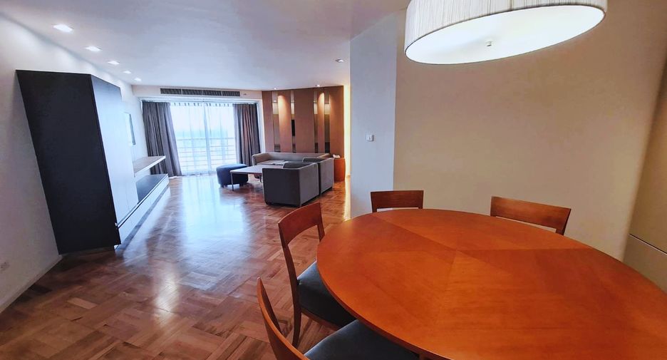 Condo en alquiler de 2 habitaciones en Yan Nawa, Bangkok