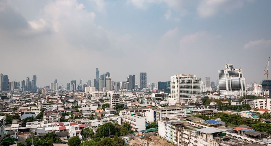 Condo en alquiler de 2 habitaciones en Yan Nawa, Bangkok