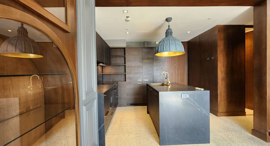 Condo en alquiler y en venta de 2 habitaciones 