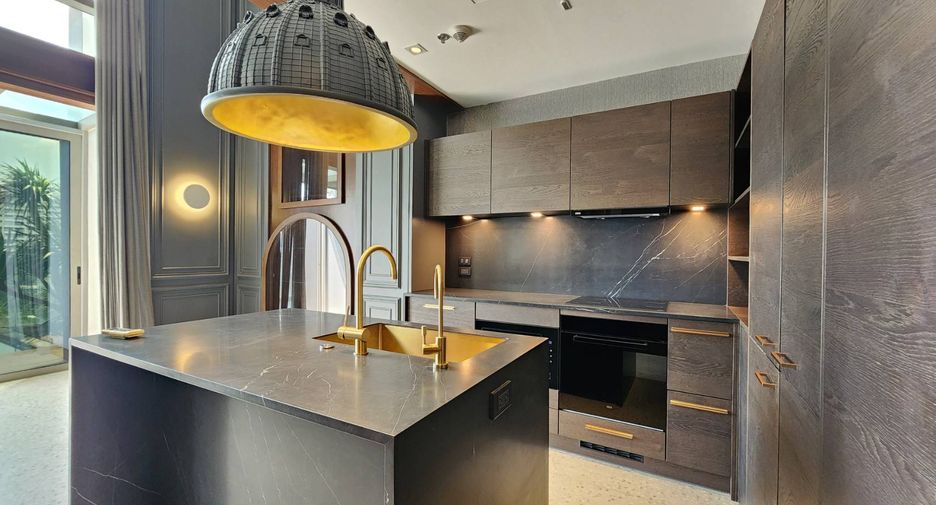 Condo en alquiler y en venta de 2 habitaciones 