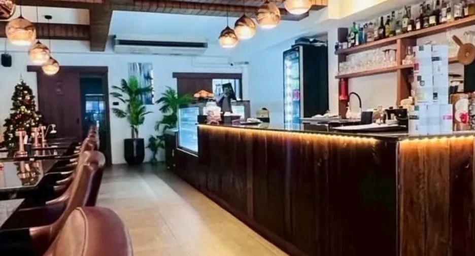 For sale 6 bedrooms hotel in Bang Lamung, Chonburi