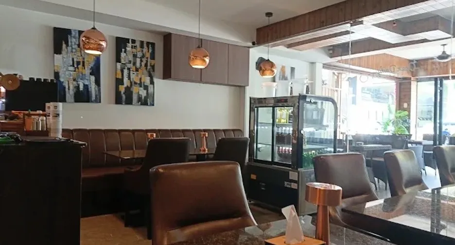For sale 6 bedrooms hotel in Bang Lamung, Chonburi