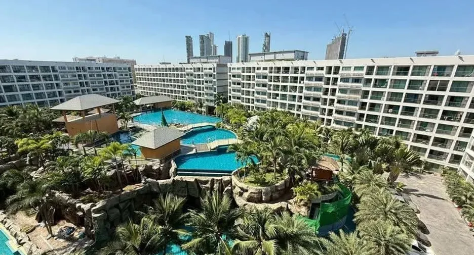 For sale studio condo 