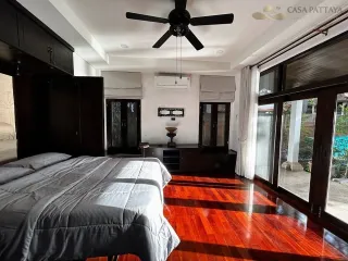 出租 4 卧室 别墅 在 Bang Lamung, Chon Buri
