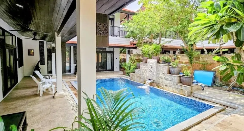 出租 4 卧室 别墅 在 Bang Lamung, Chon Buri
