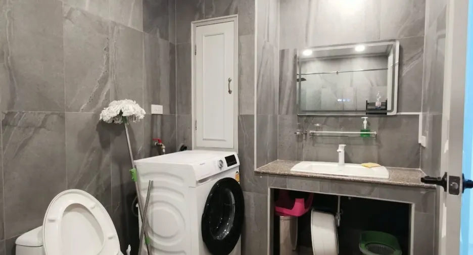 À vendre 1 chambre condo 